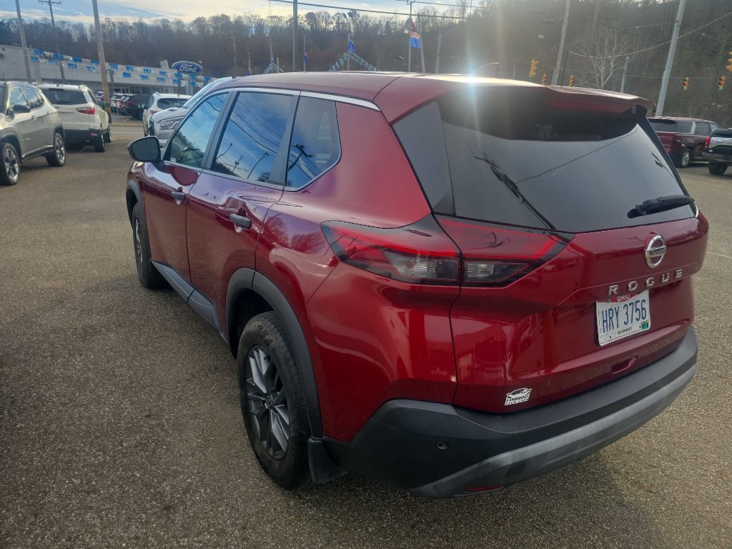 Nissan Rogue  2021