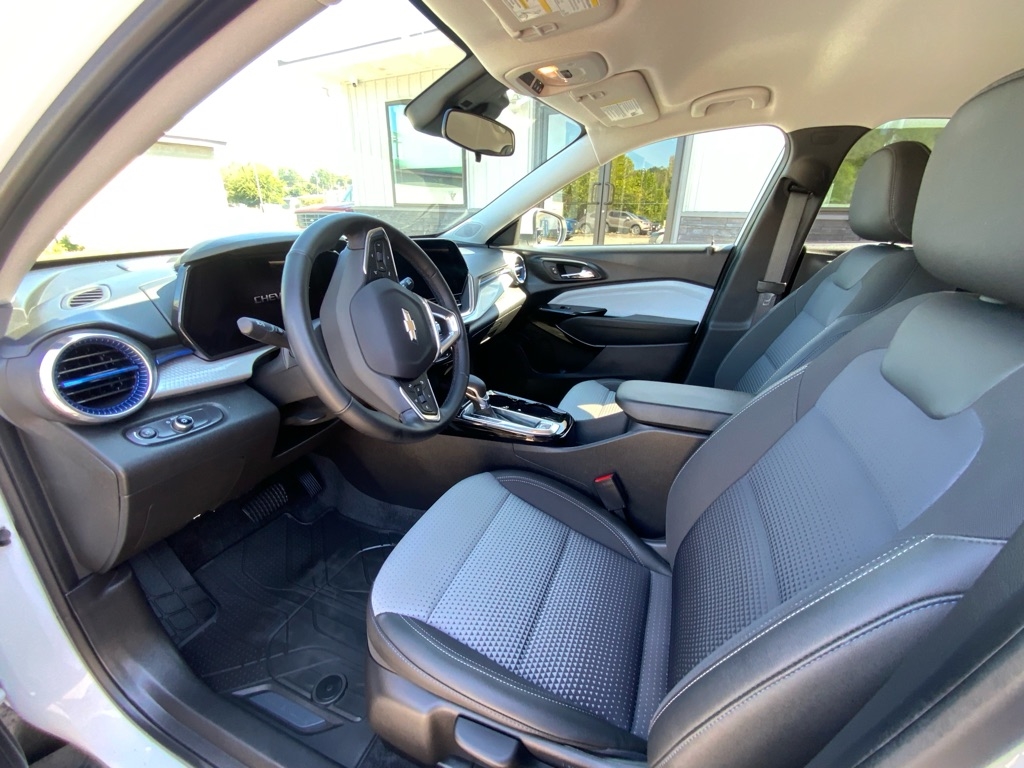 Chevrolet Trax  2024 Chevrolet Trax  2024