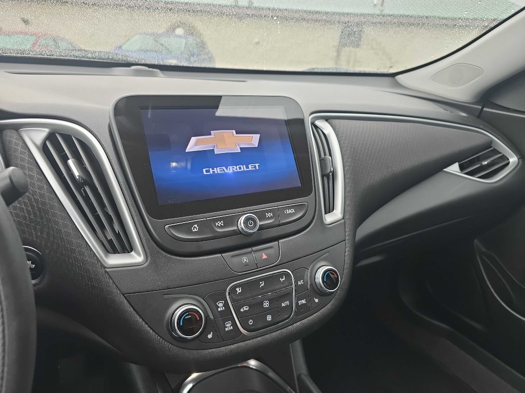 Chevrolet Malibu  2024 Chevrolet Malibu  2024