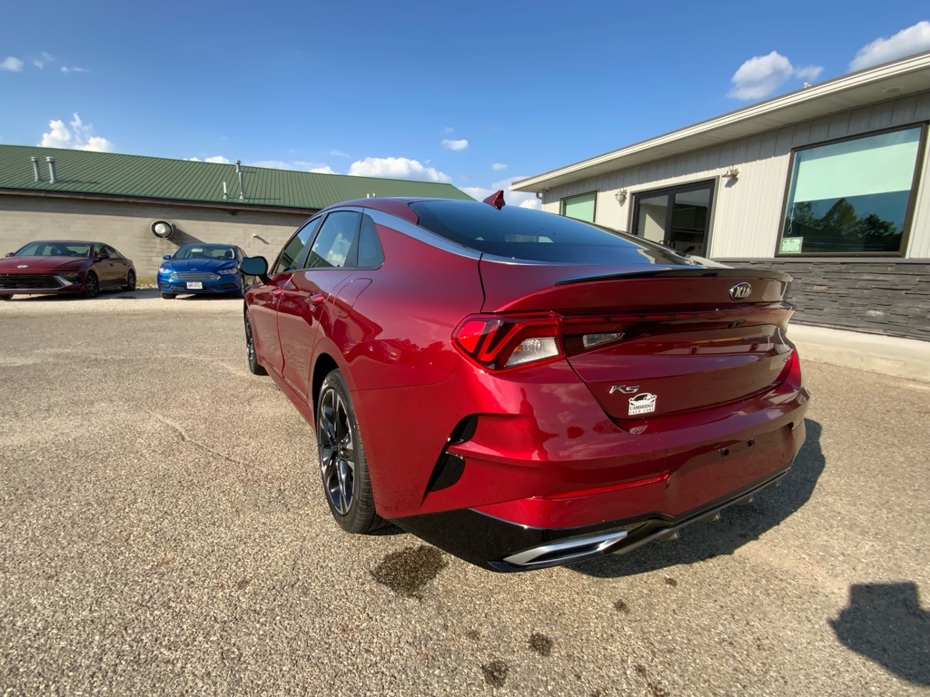 Kia K5  2021 Kia K5  2021