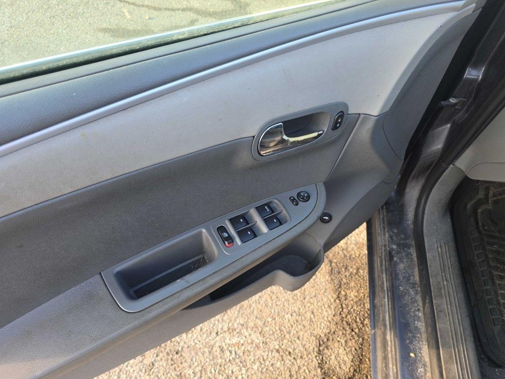 Chevrolet Malibu  2010