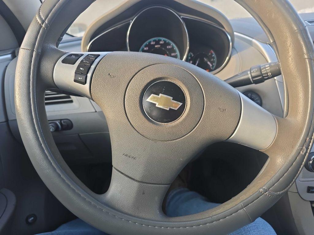 Chevrolet Malibu  2010