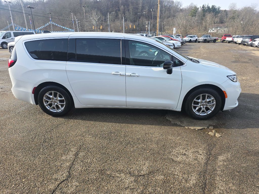 Chrysler Pacifica  2025