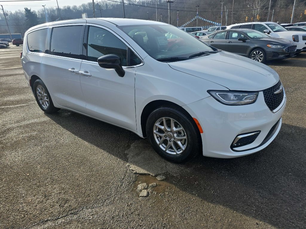 Chrysler Pacifica  2025