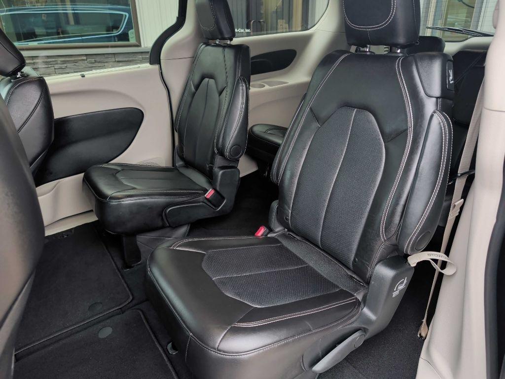Chrysler Pacifica  2024