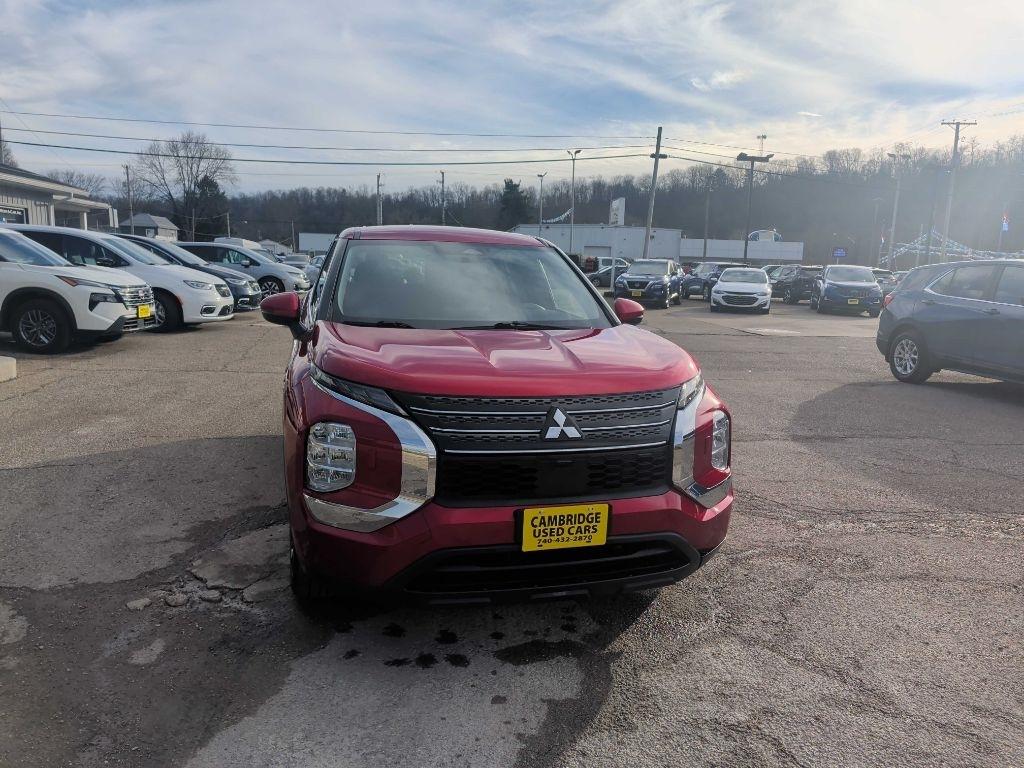 Mitsubishi Outlander  2022