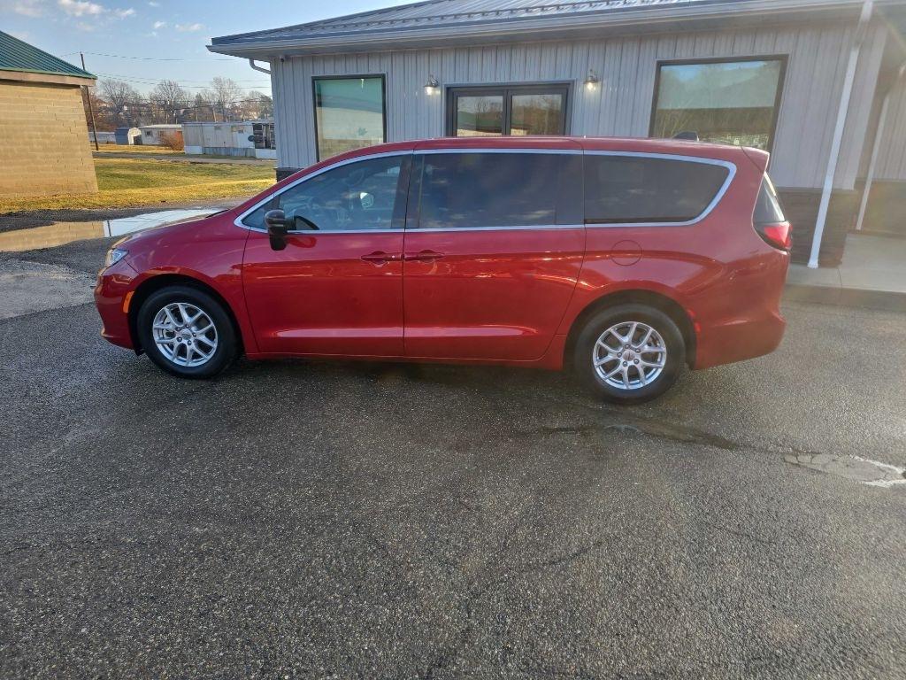 Chrysler Pacifica  2025