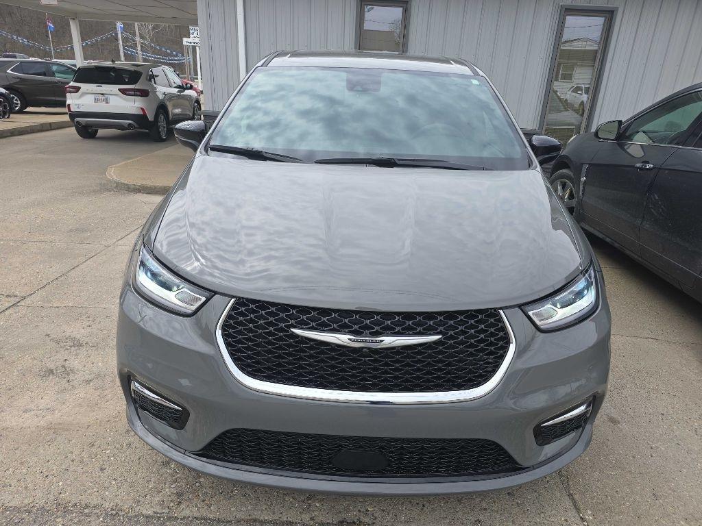 Chrysler Pacifica  2025