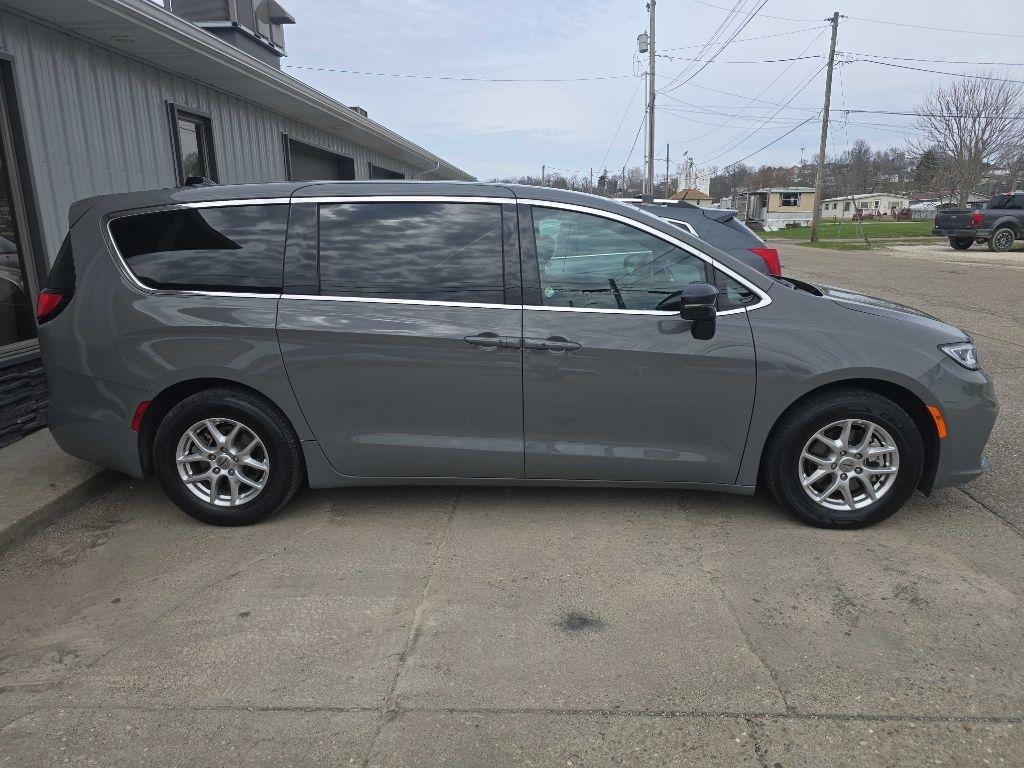 Chrysler Pacifica  2025