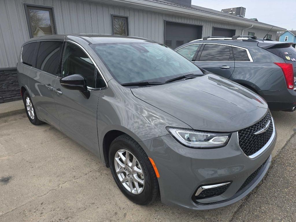 Chrysler Pacifica  2025