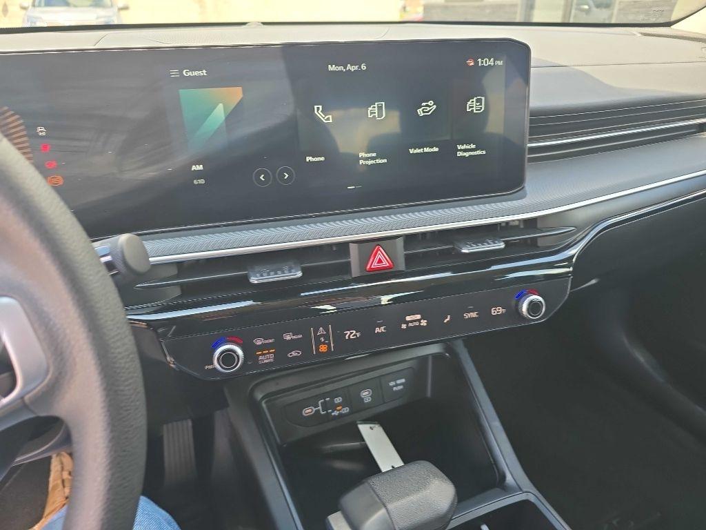 Kia K5  2025