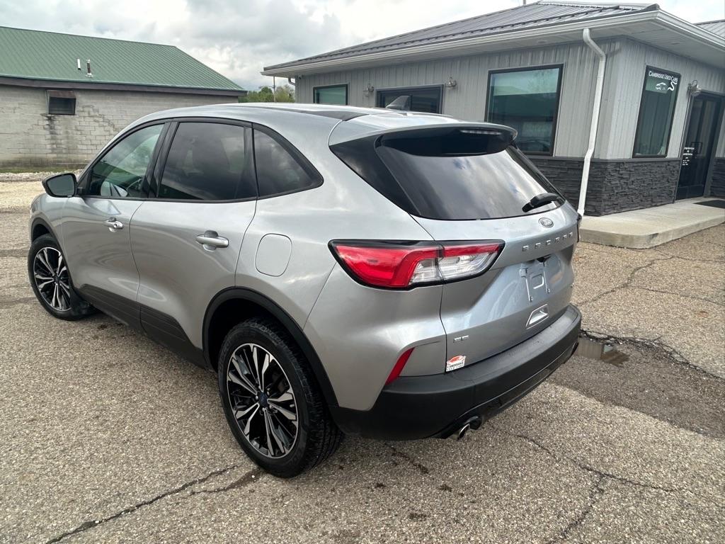 Ford Escape  2021