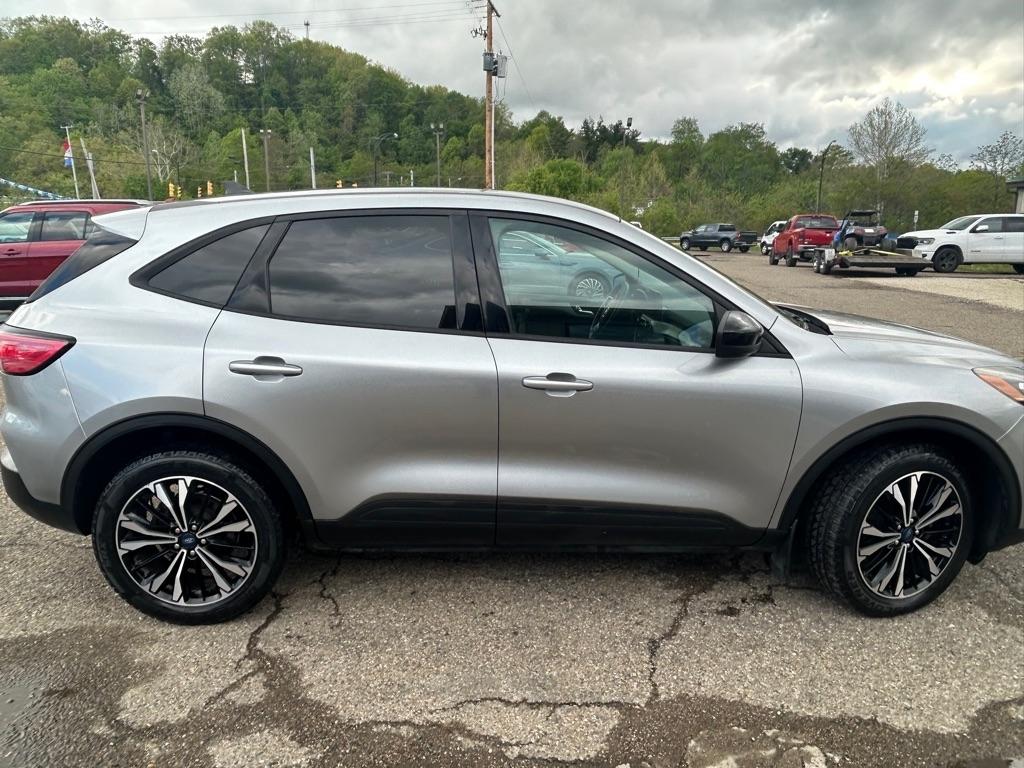 Ford Escape  2021