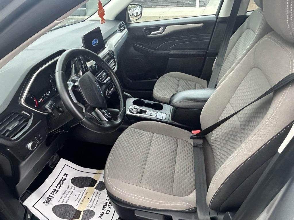 Ford Escape  2021