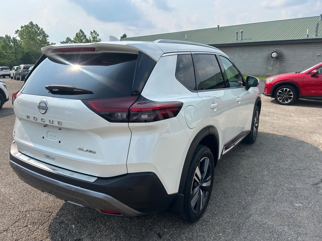 Nissan Rogue  2023