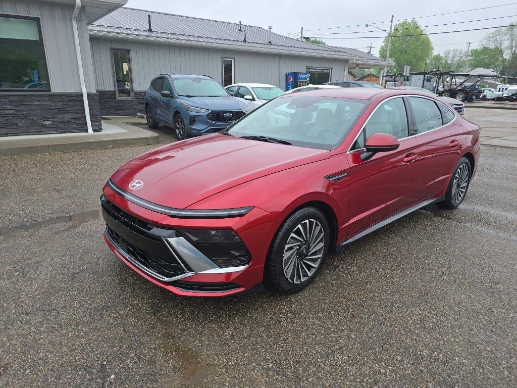 Hyundai Sonata Hybrid  2025