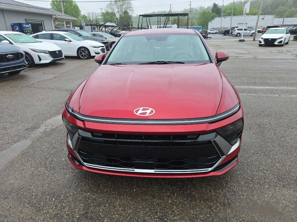 Hyundai Sonata Hybrid  2025