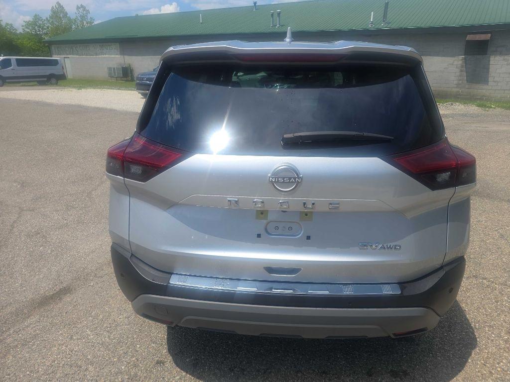 Nissan Rogue  2023