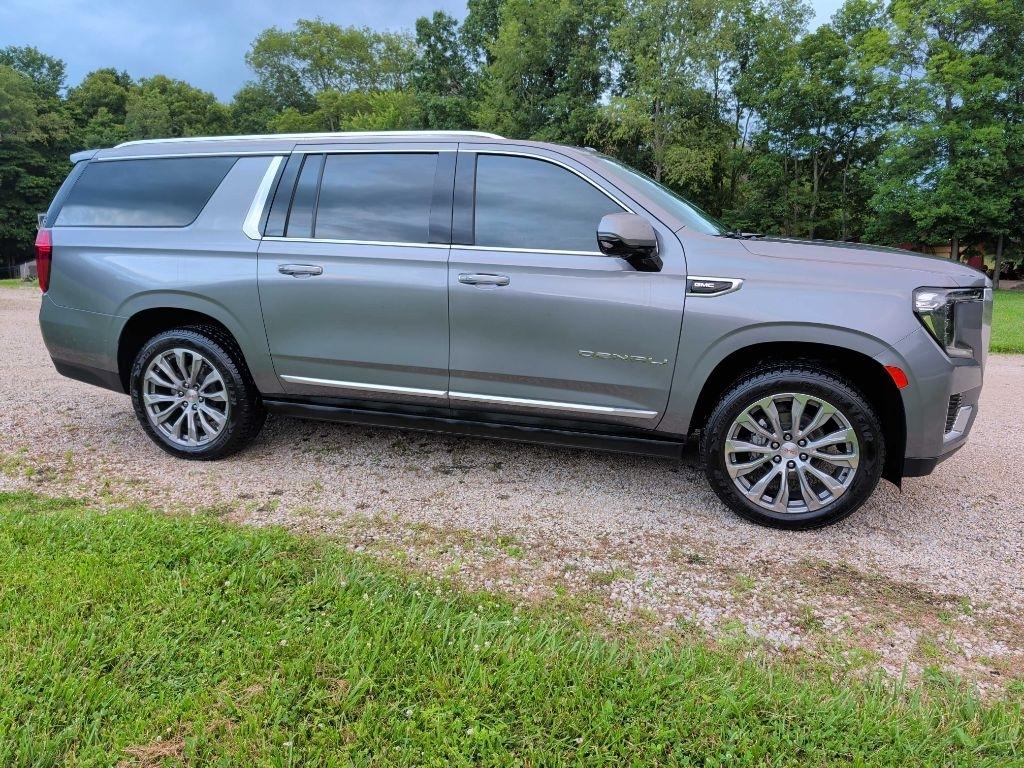 GMC Yukon XL  2021