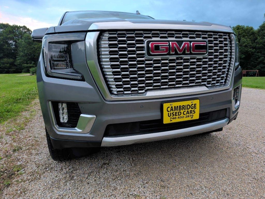 GMC Yukon XL  2021