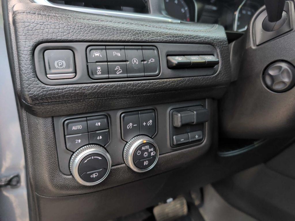 GMC Yukon XL  2021