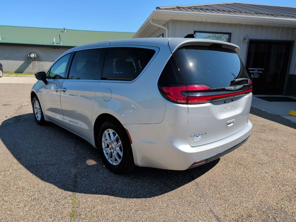 Chrysler Pacifica  2024