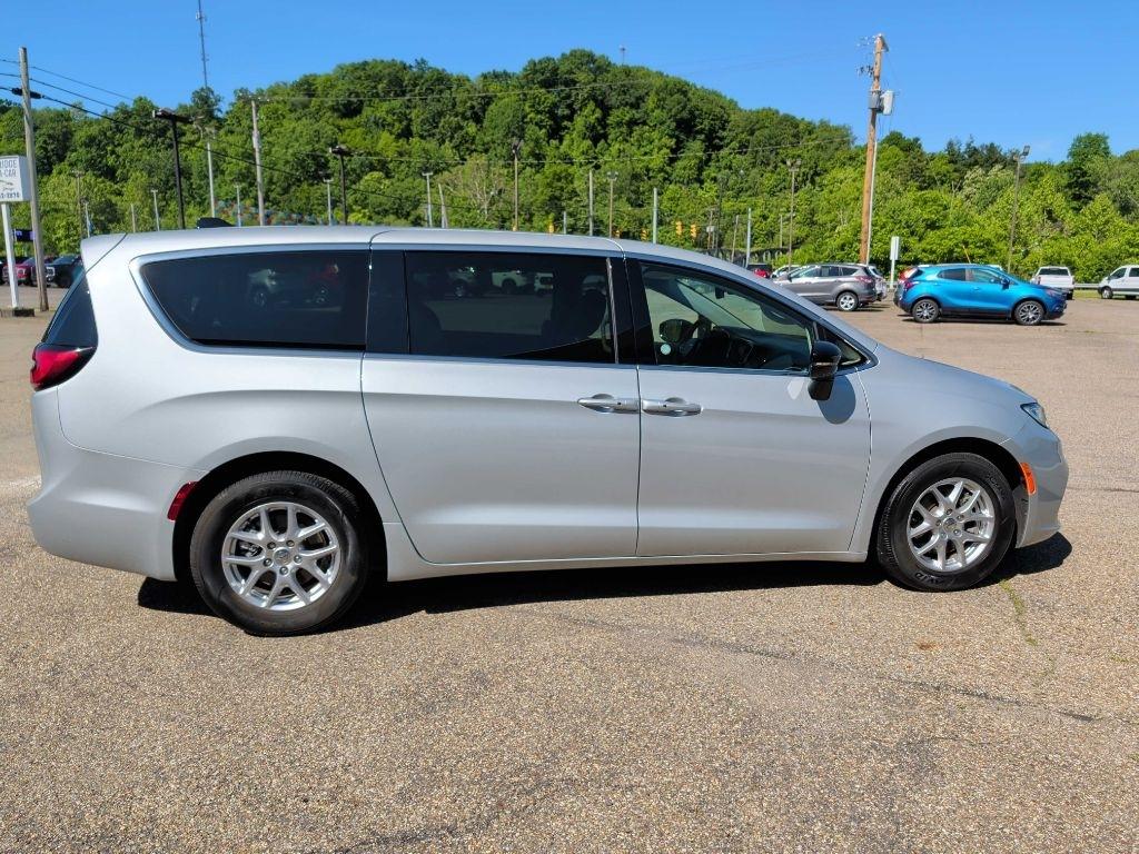 Chrysler Pacifica  2024