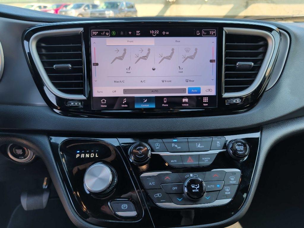 Chrysler Pacifica  2024