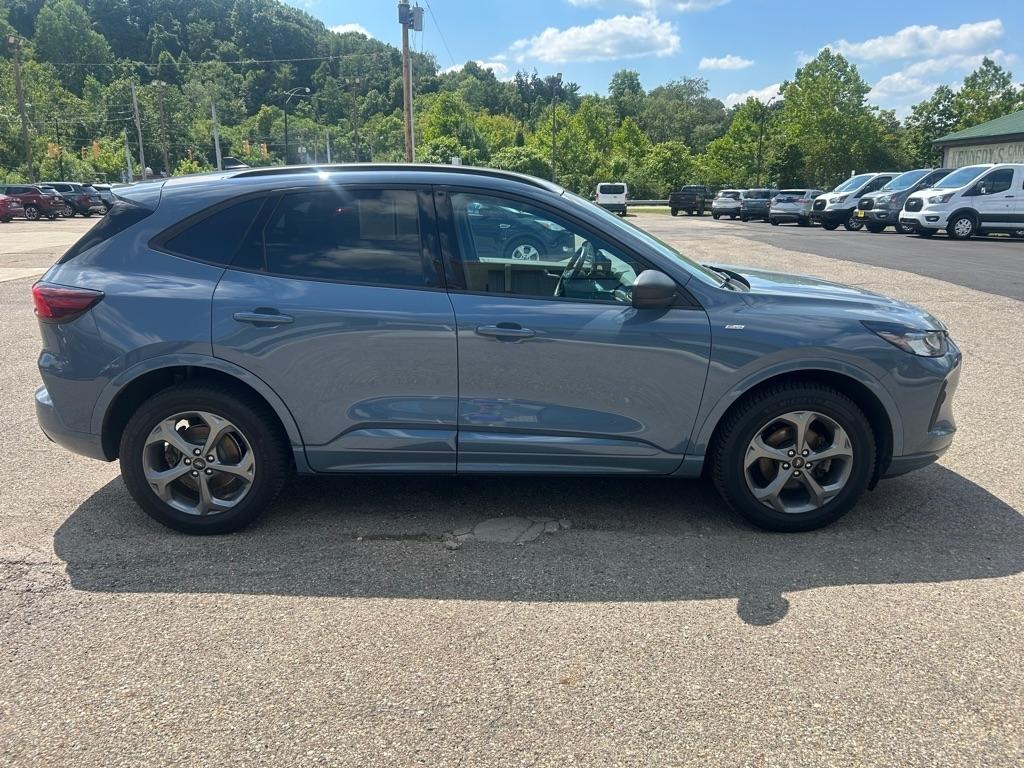 Ford Escape  2023
