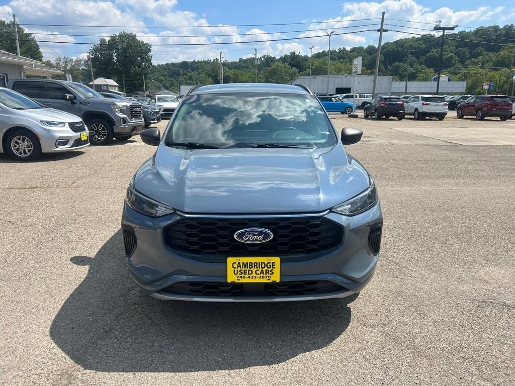 Ford Escape  2023