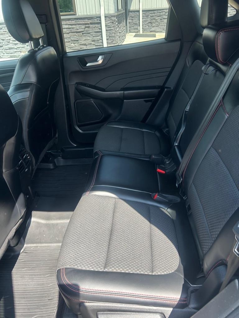 Ford Escape  2023