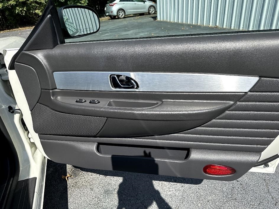 Ford Thunderbird 2dr Conv w/Hardtop Premium 2002