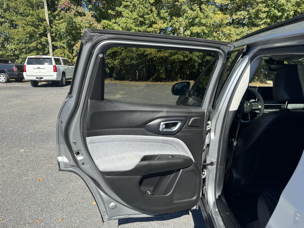 Jeep Compass Latitude w/Sun/Safety Pkg FWD 2022