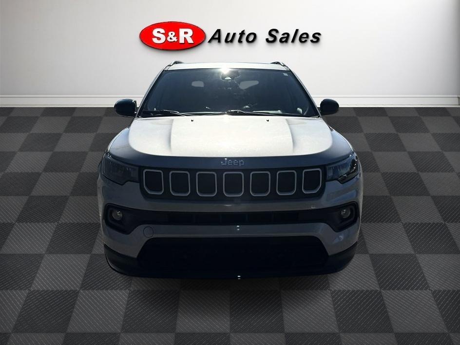 Jeep Compass Latitude w/Sun/Safety Pkg FWD 2022