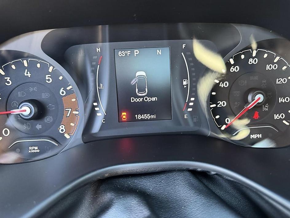 Jeep Compass Latitude w/Sun/Safety Pkg FWD 2022