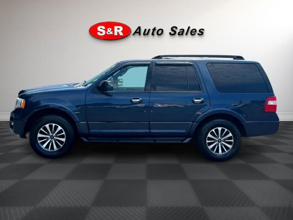 2017 Ford Expedition 4dr XLT 4WD