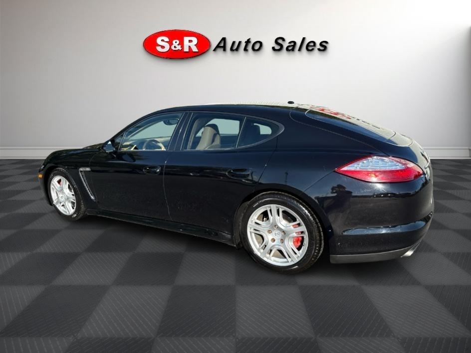 Porsche Panamera 4dr HB 2011