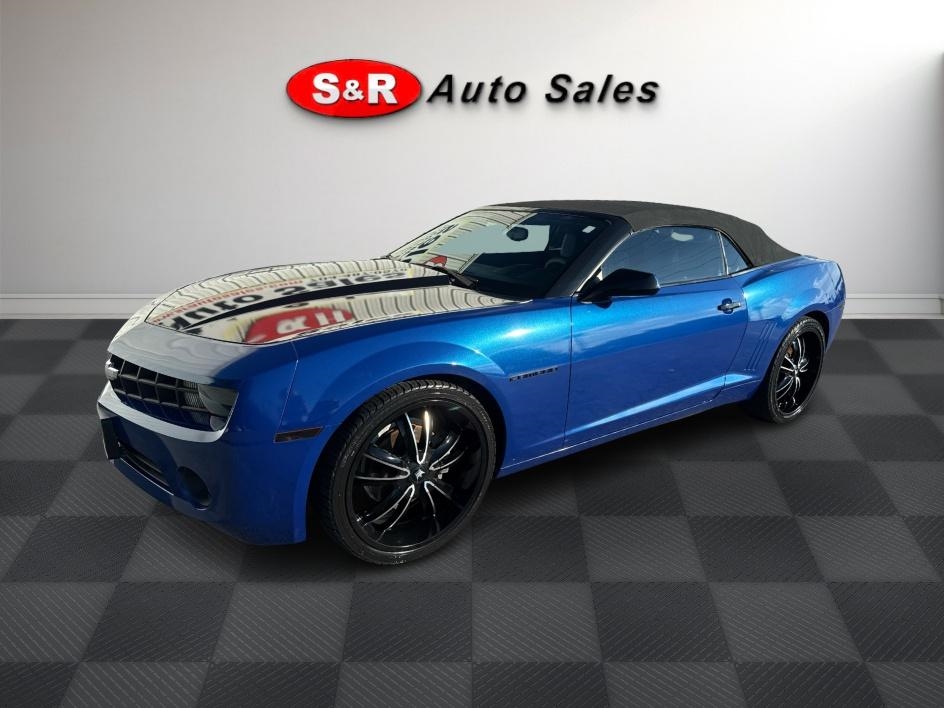 Chevrolet Camaro 2dr Conv 1LT 2011