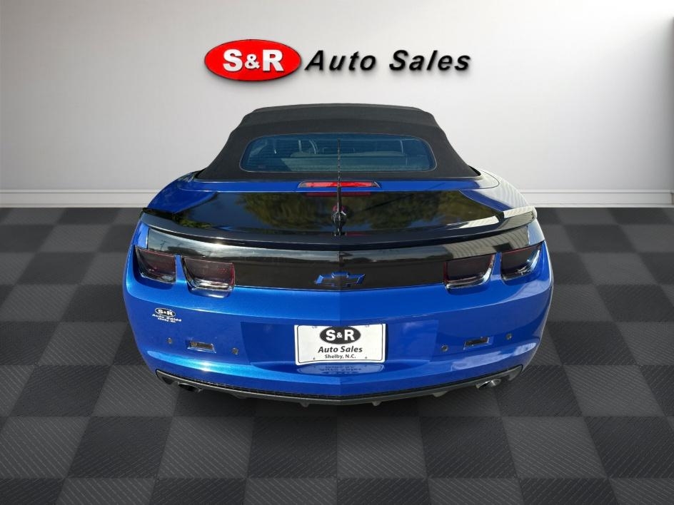 Chevrolet Camaro 2dr Conv 1LT 2011