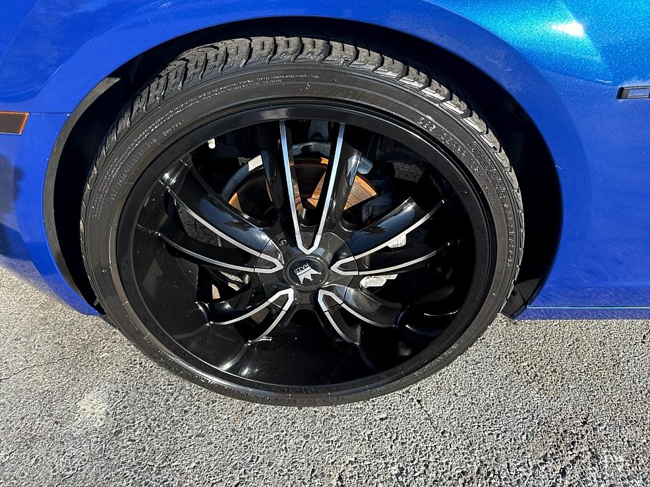 Chevrolet Camaro 2dr Conv 1LT 2011