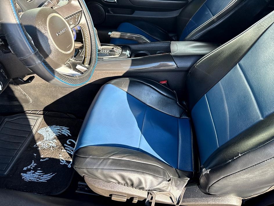 Chevrolet Camaro 2dr Conv 1LT 2011