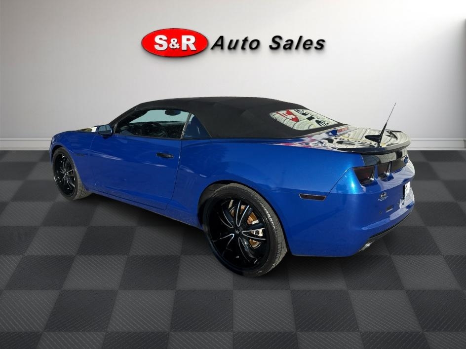 Chevrolet Camaro 2dr Conv 1LT 2011