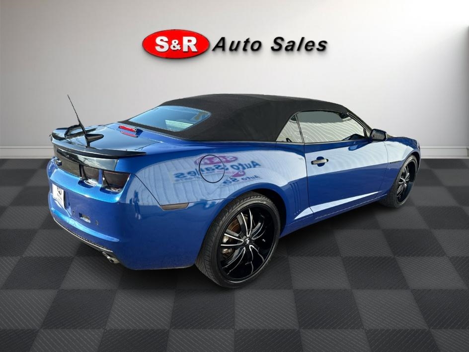 Chevrolet Camaro 2dr Conv 1LT 2011