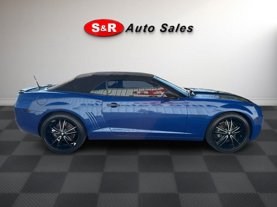 Chevrolet Camaro 2dr Conv 1LT 2011