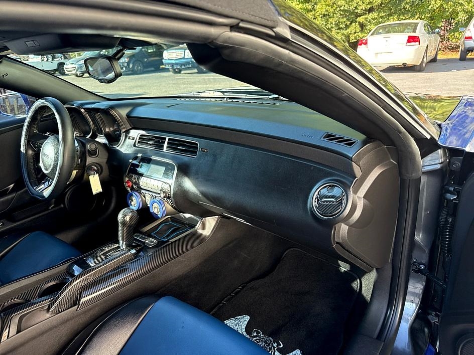 Chevrolet Camaro 2dr Conv 1LT 2011