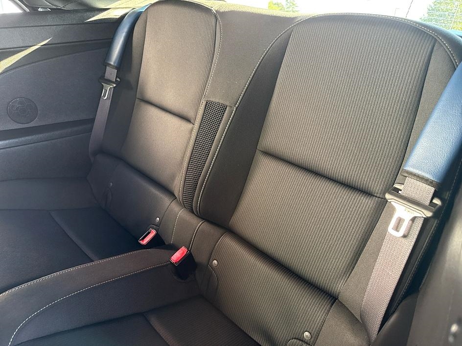 Chevrolet Camaro 2dr Conv 1LT 2011