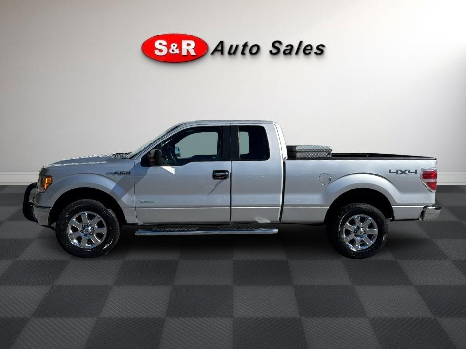 2014 Ford F-150 4WD SuperCab 133" XLT