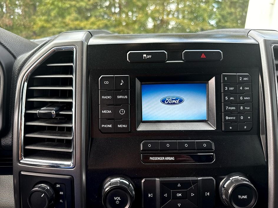 Ford F-150 4WD SuperCrew 139" XLT 2016