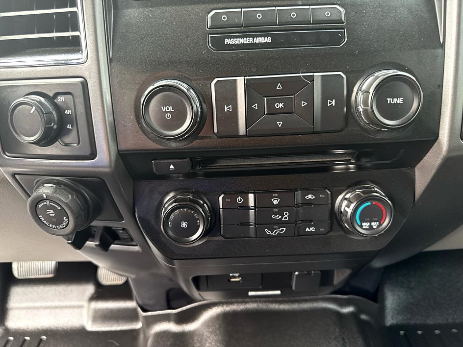 Ford F-150 4WD SuperCrew 139" XLT 2016