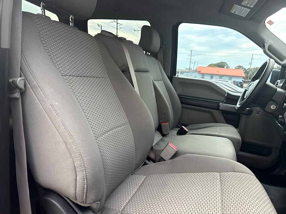 Ford F-150 4WD SuperCrew 139" XLT 2016